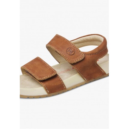 Πέδιλα Naturino